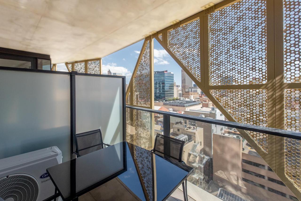 Realm Apartments By Cllix Adelaide Bagian luar foto